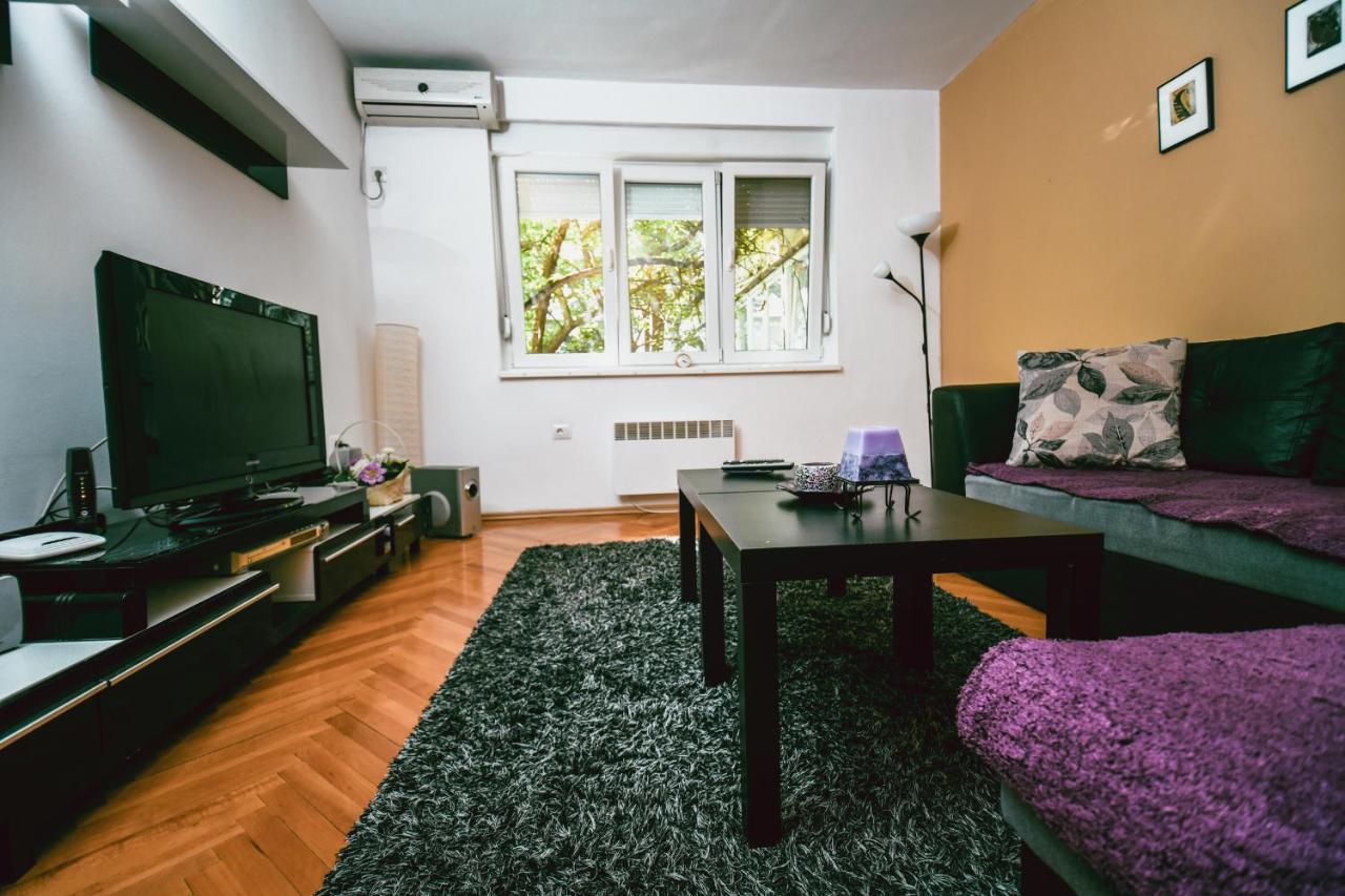 Square Vanilla Apartments スコピエ エクステリア 写真