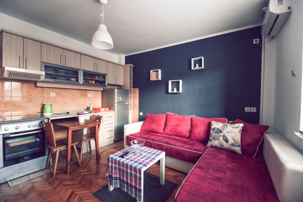 Square Vanilla Apartments スコピエ エクステリア 写真